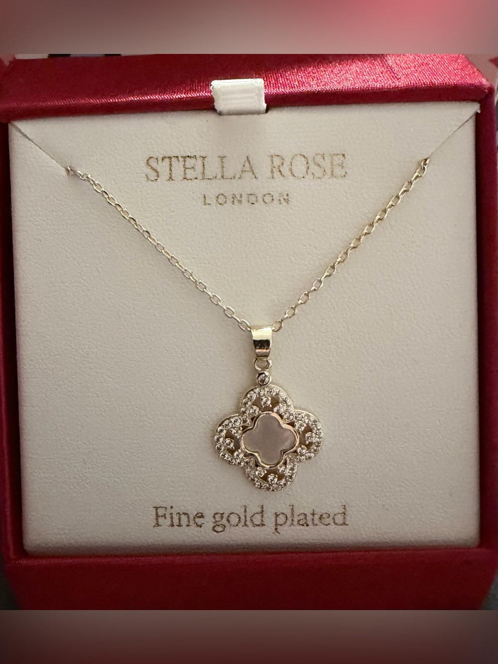NIB Stella Rose London Women’s Gold-Plated Pink Mother-of-Pearl Clover Necklace